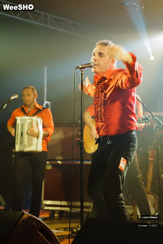 28/30 photos du spectacle Lenine Renaud