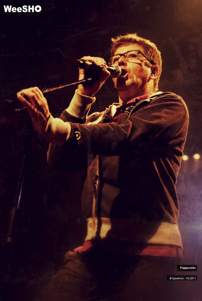 13/40 photos du spectacle Poppycocks