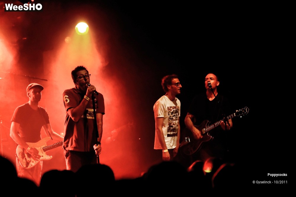 38/40 photos du spectacle Poppycocks