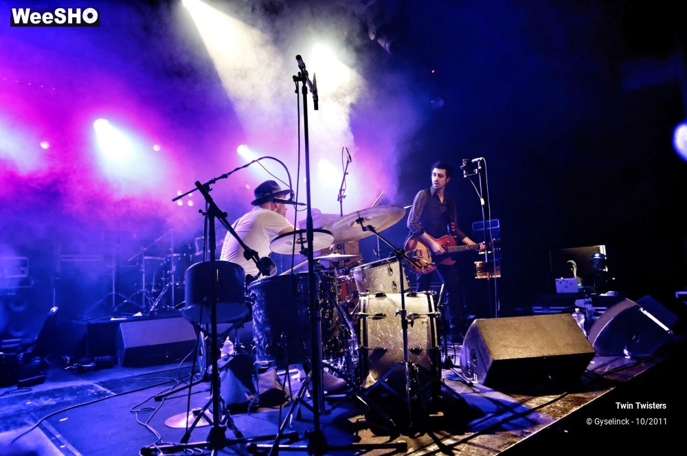 18/18 photos du spectacle Twin Twisters