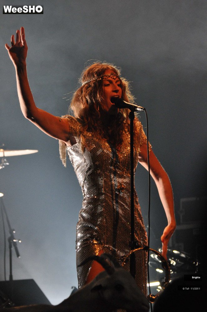 32/40 photos du spectacle Brigitte