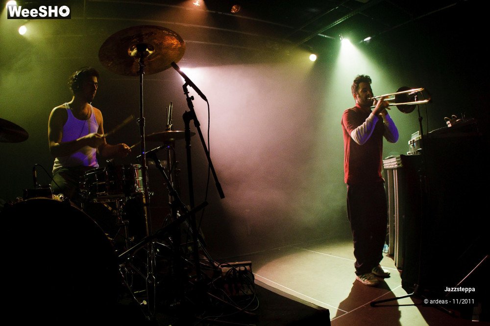 8/32 photos du spectacle Jazzsteppa