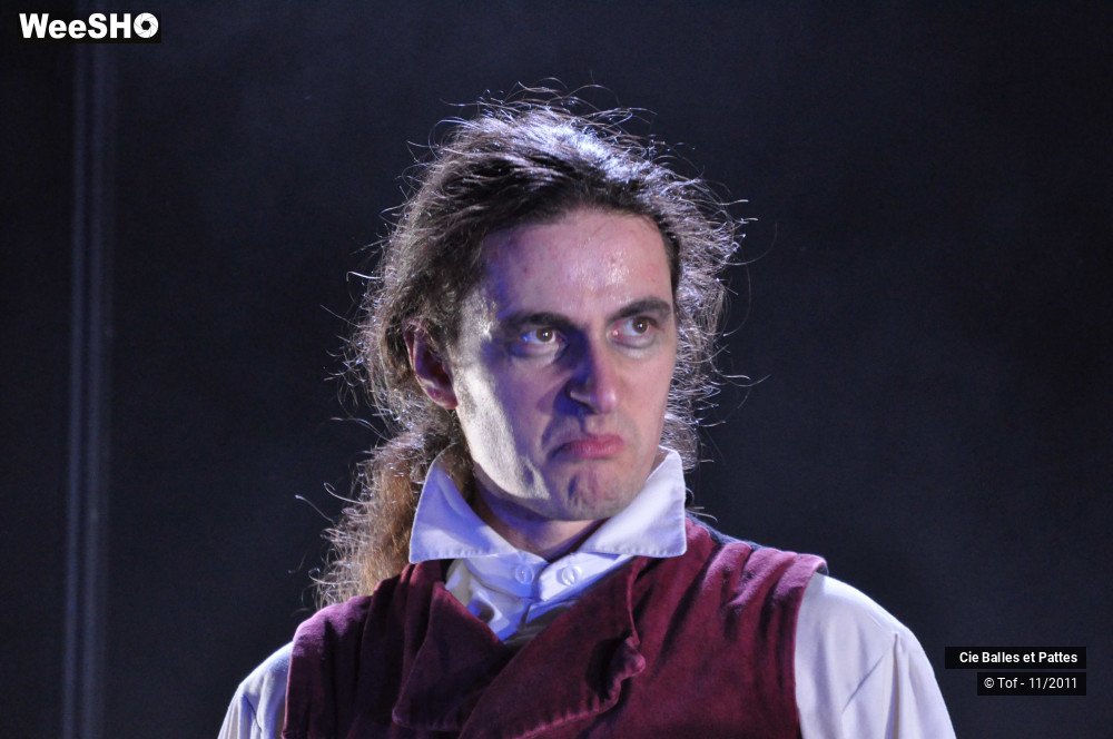 12/42 photos du spectacle Cruelles Sornettes