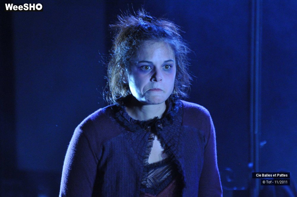 25/42 photos du spectacle Cruelles Sornettes