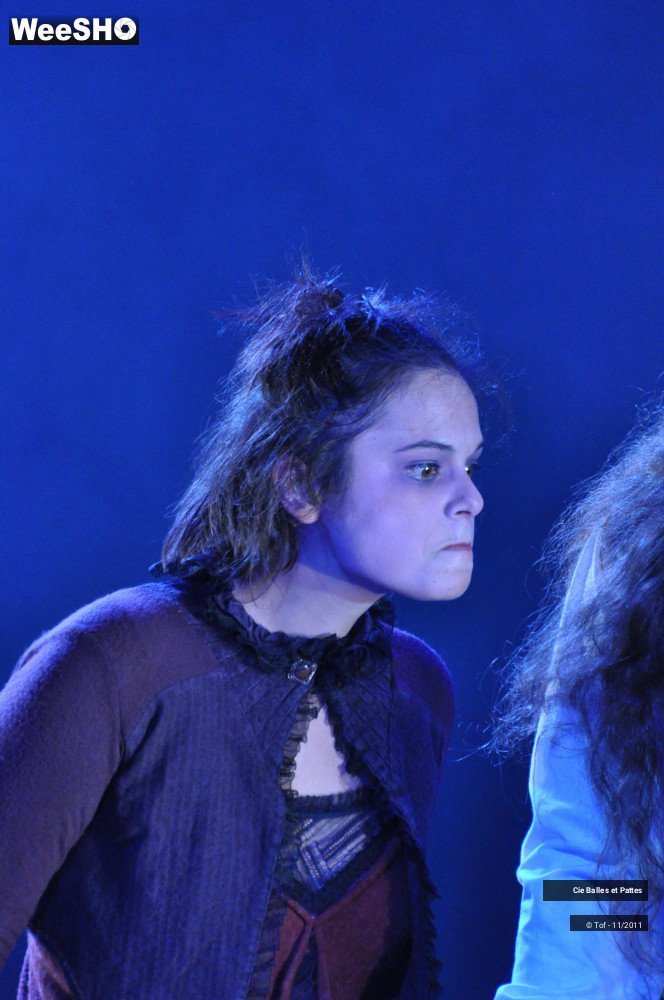 35/42 photos du spectacle Cruelles Sornettes