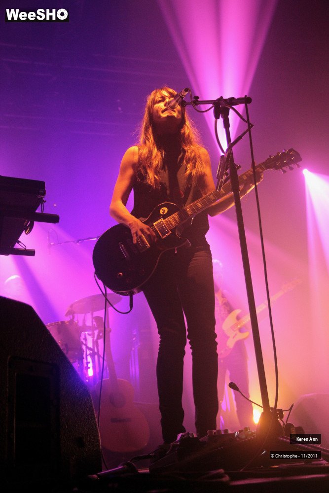 28/32 photos du spectacle Keren Ann 