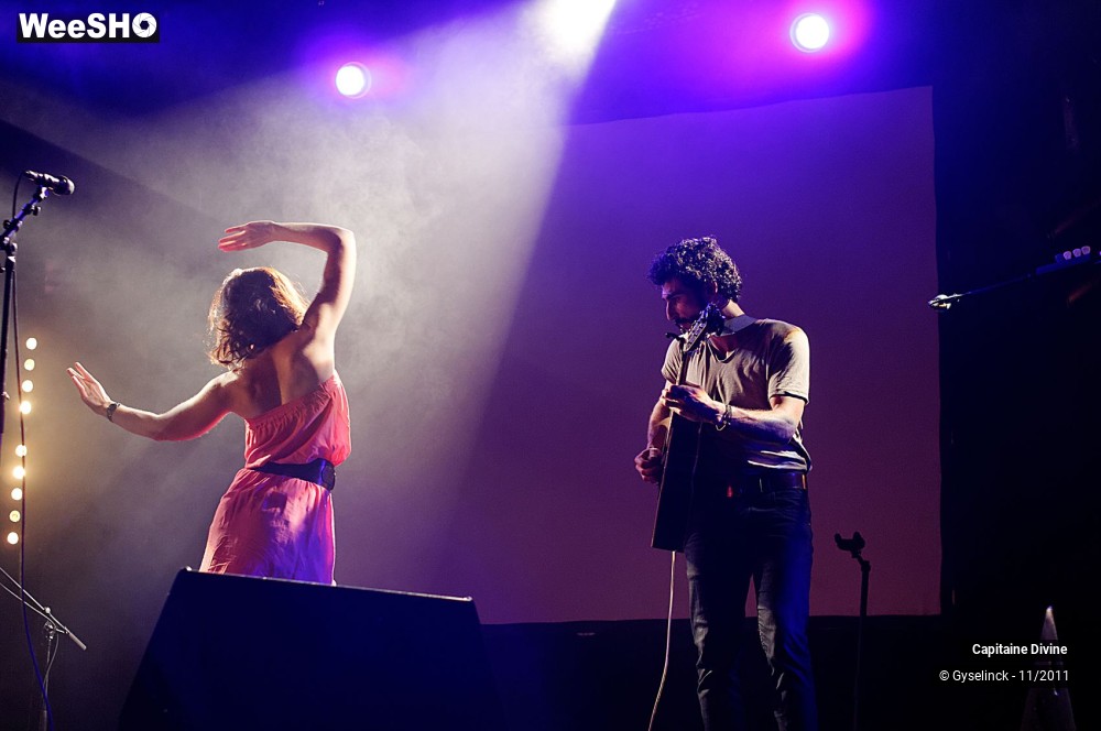 18/35 photos du spectacle Capitaine Divine
