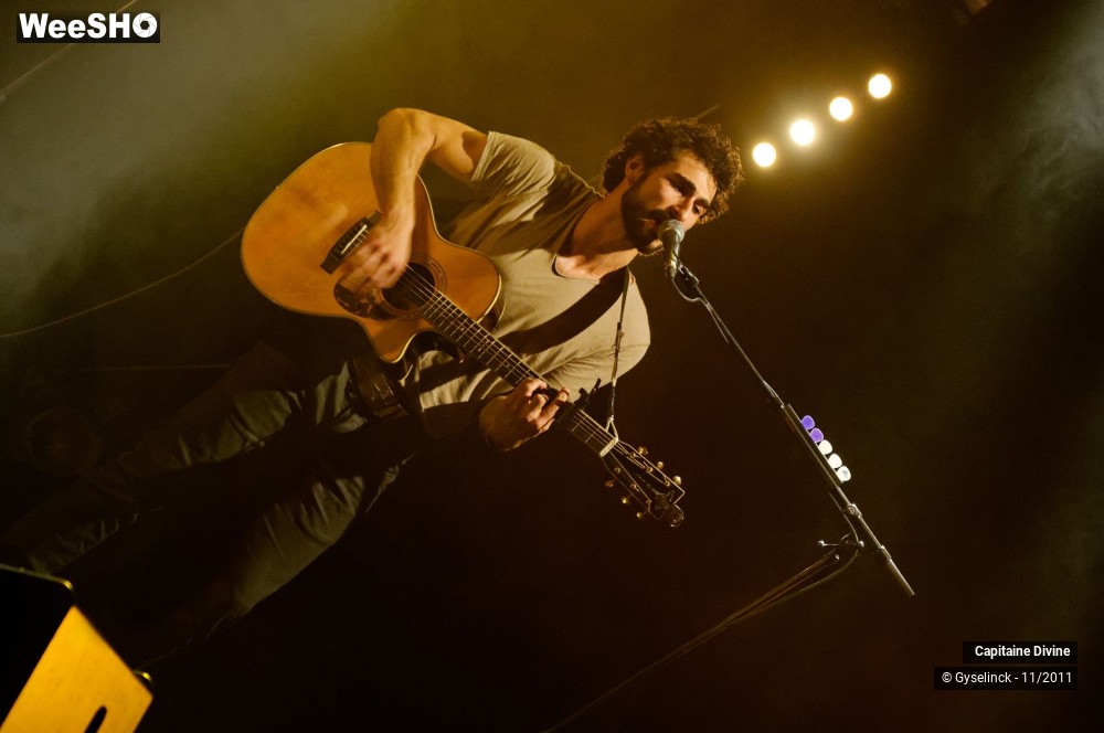 30/35 photos du spectacle Capitaine Divine