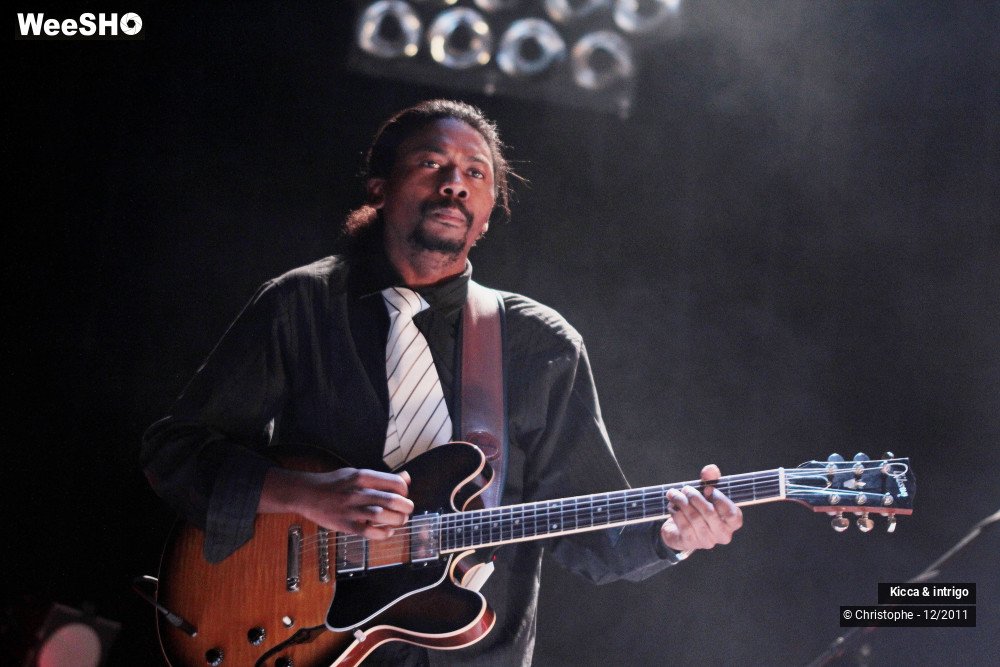 12/40 photos du spectacle Kicca & intrigo