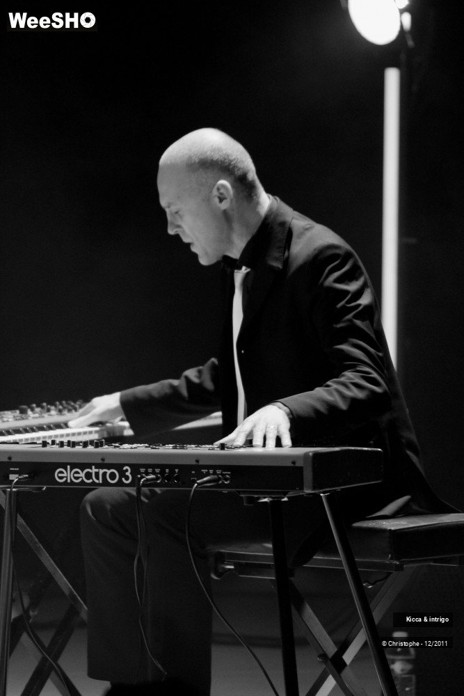 23/40 photos du spectacle Kicca & intrigo