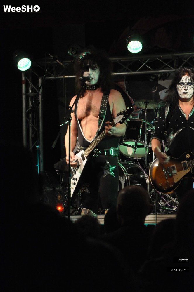 44/47 photos du spectacle Kiss by Dynasty