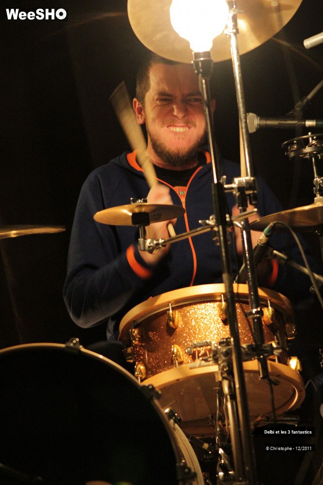 24/36 photos du spectacle Delbi et les 3 fantastics