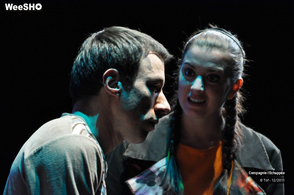 3/47 photos du spectacle Sam et la valise au sourire bleu