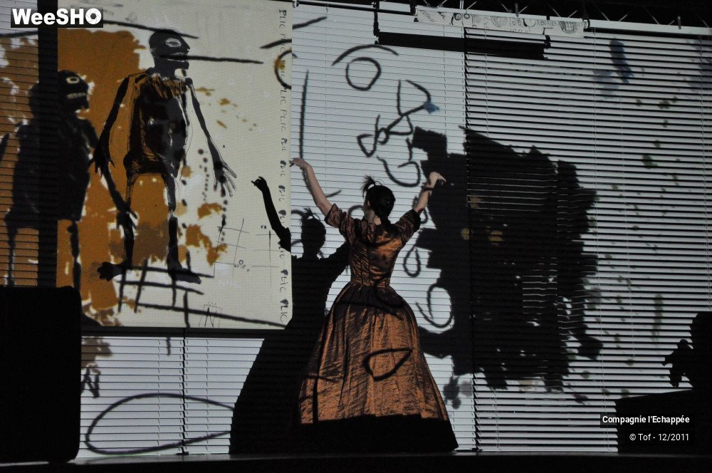 8/47 photos du spectacle Sam et la valise au sourire bleu