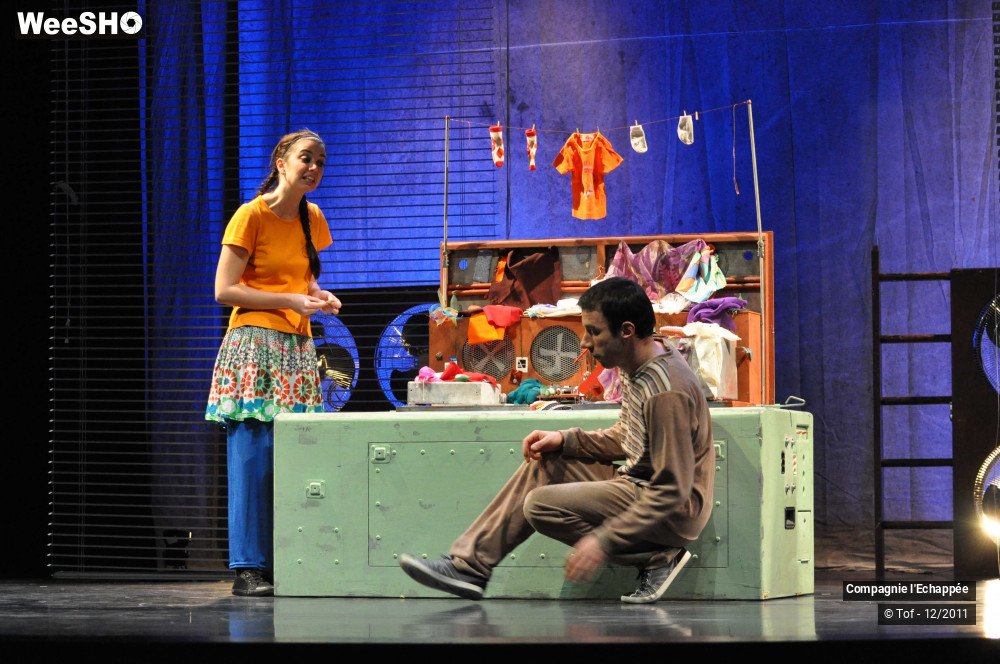 27/47 photos du spectacle Sam et la valise au sourire bleu