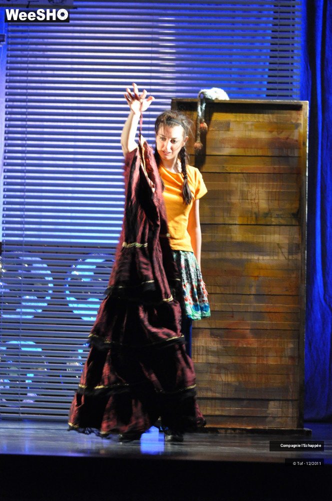 37/47 photos du spectacle Sam et la valise au sourire bleu