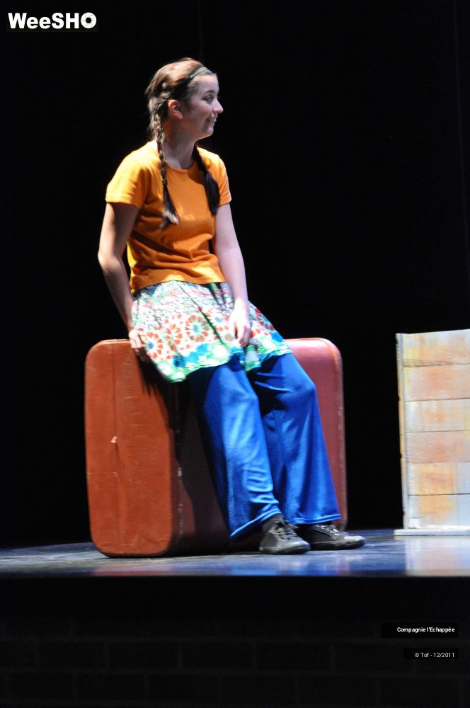 41/47 photos du spectacle Sam et la valise au sourire bleu