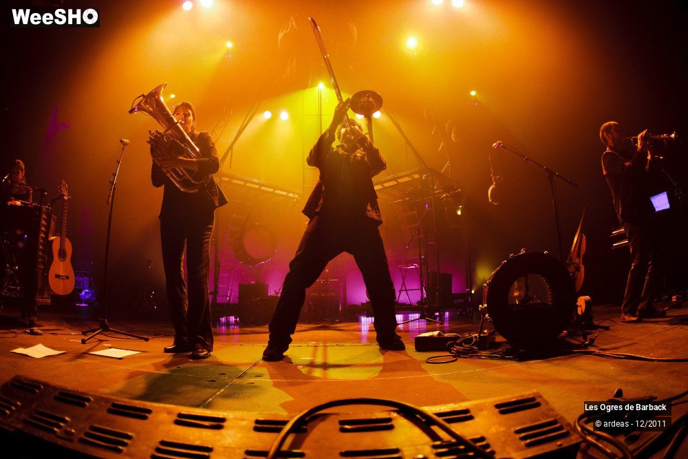 8/29 photos du spectacle Les Ogres de Barback