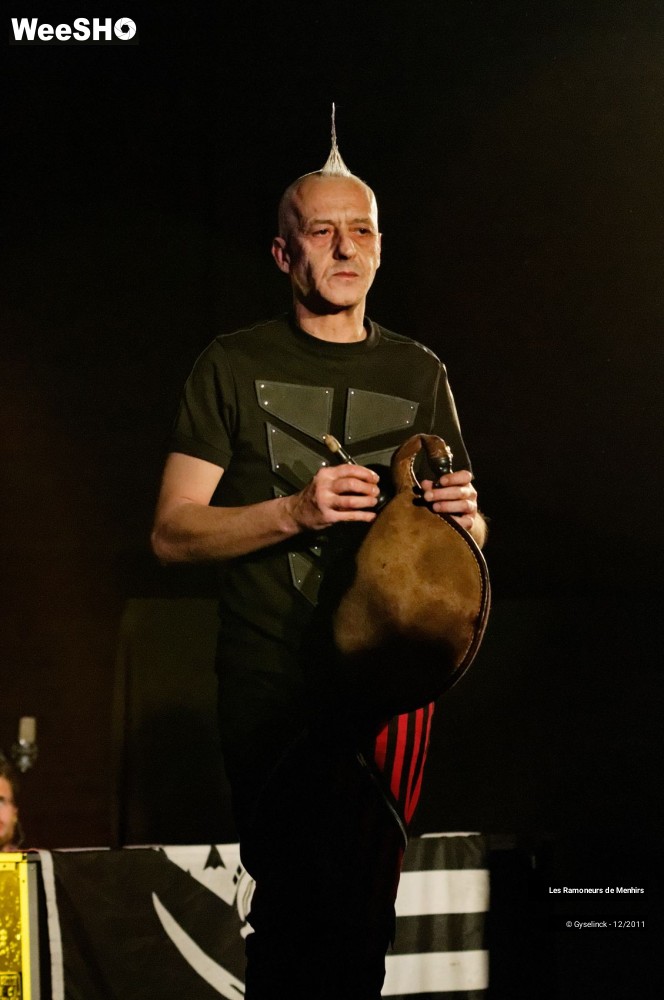 9/44 photos du spectacle Les Ramoneurs de Menhirs