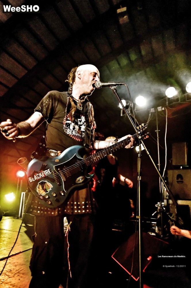 29/44 photos du spectacle Les Ramoneurs de Menhirs