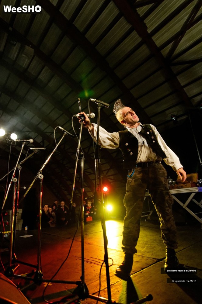 37/44 photos du spectacle Les Ramoneurs de Menhirs