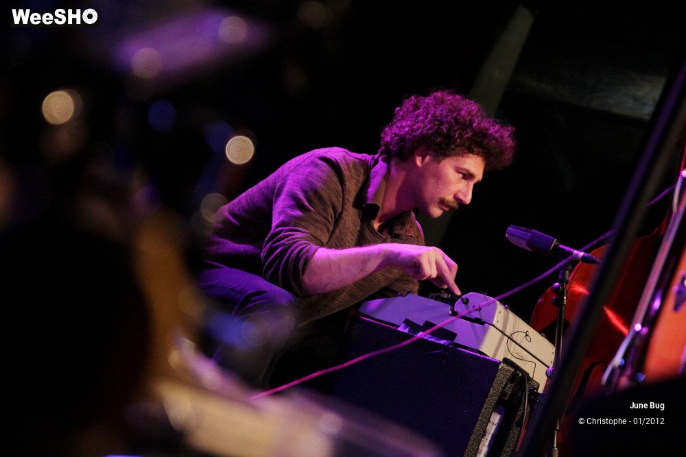 11/42 photos du spectacle June Bug