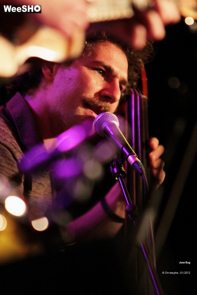 32/42 photos du spectacle June Bug