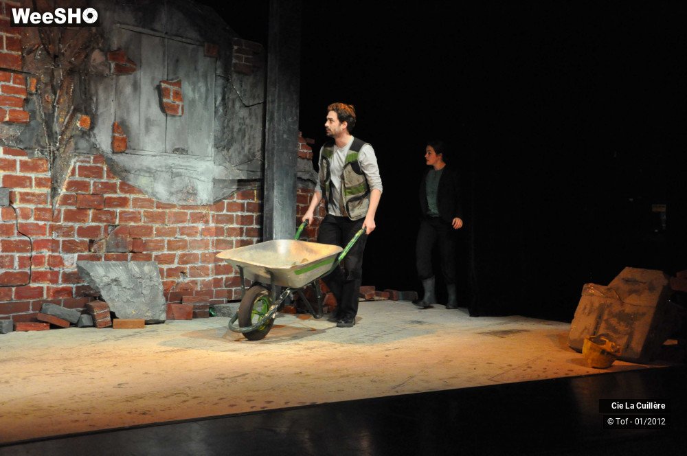 11/36 photos du spectacle Le Mur