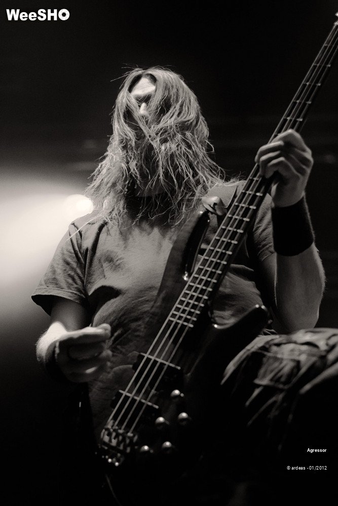 26/27 photos du spectacle Agressor