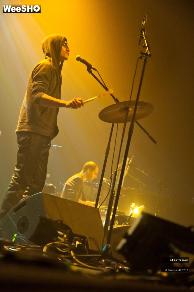 13/15 photos du spectacle E.T On The Beach
