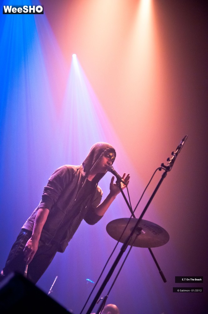 14/15 photos du spectacle E.T On The Beach