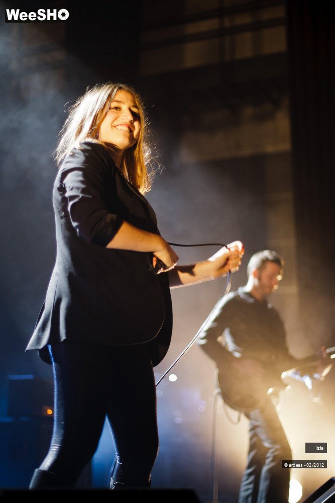 11/33 photos du spectacle Izia
