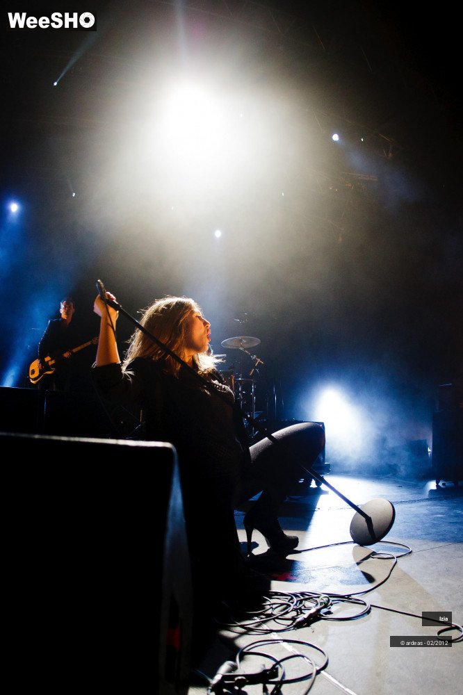 30/33 photos du spectacle Izia