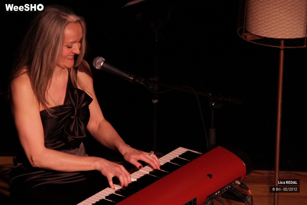16/45 photos du spectacle Lisa REDAL