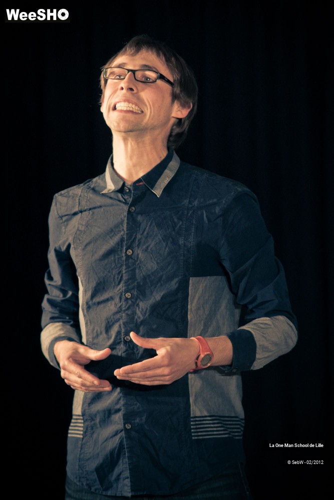 4/34 photos du spectacle La One Man School