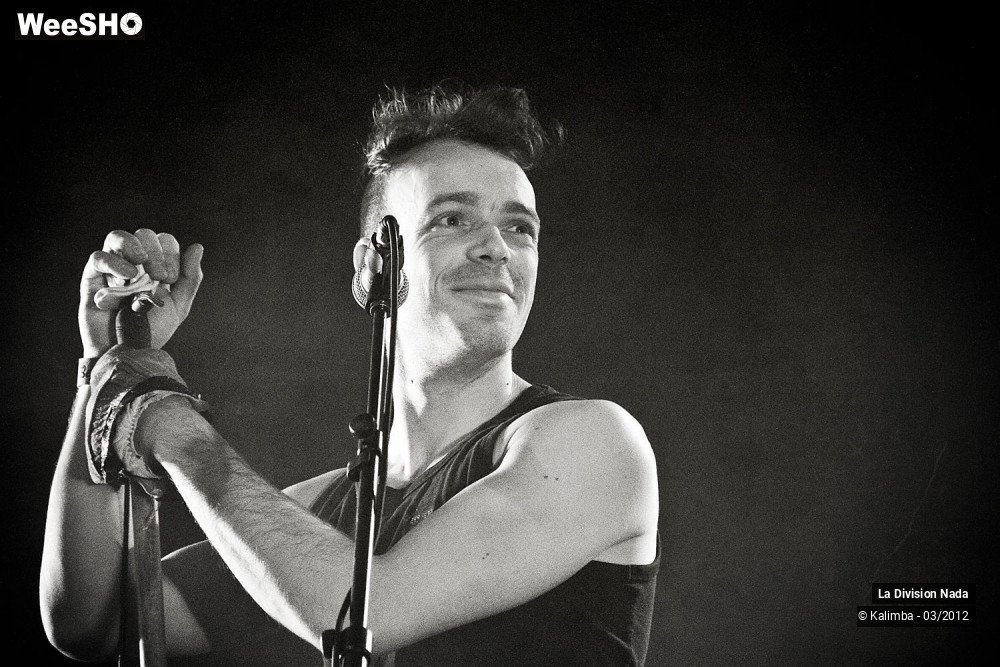 8/30 photos du spectacle La Division Nada