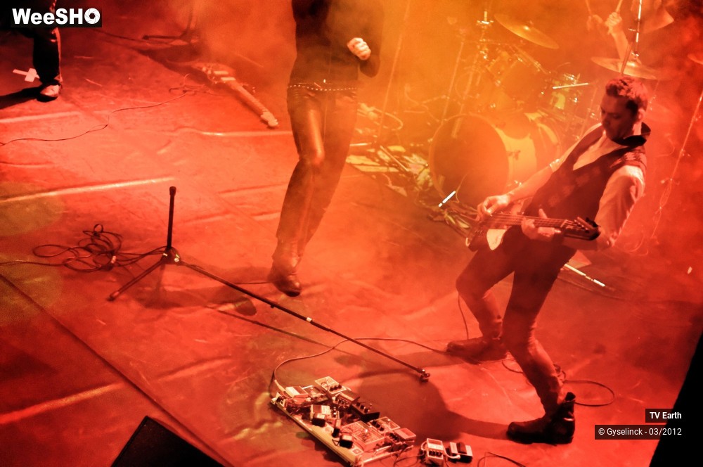 9/23 photos du spectacle Tv Earth