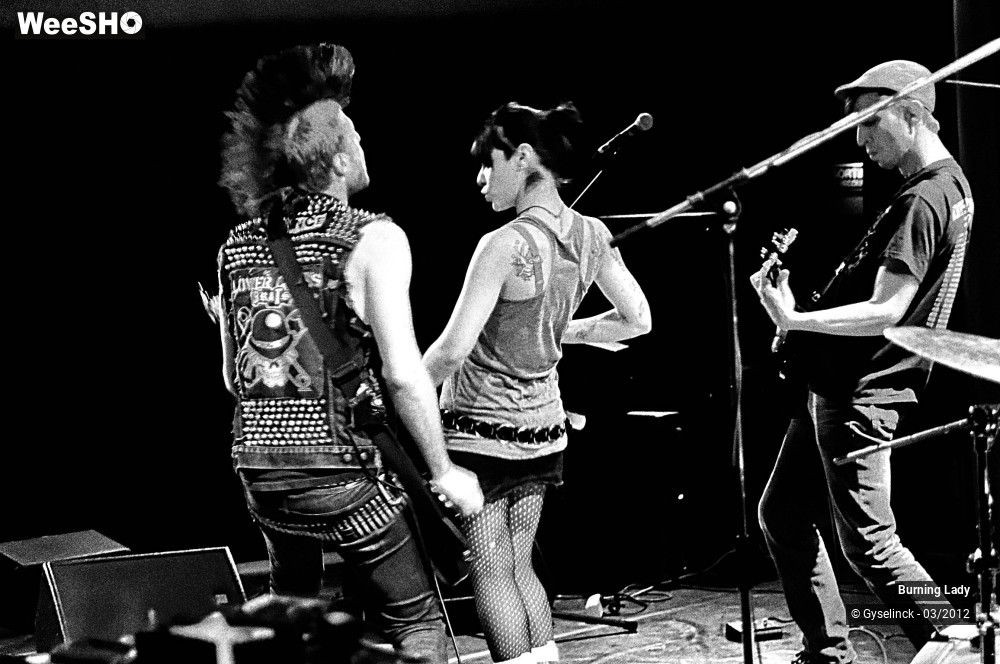 34/46 photos du spectacle Burning Lady