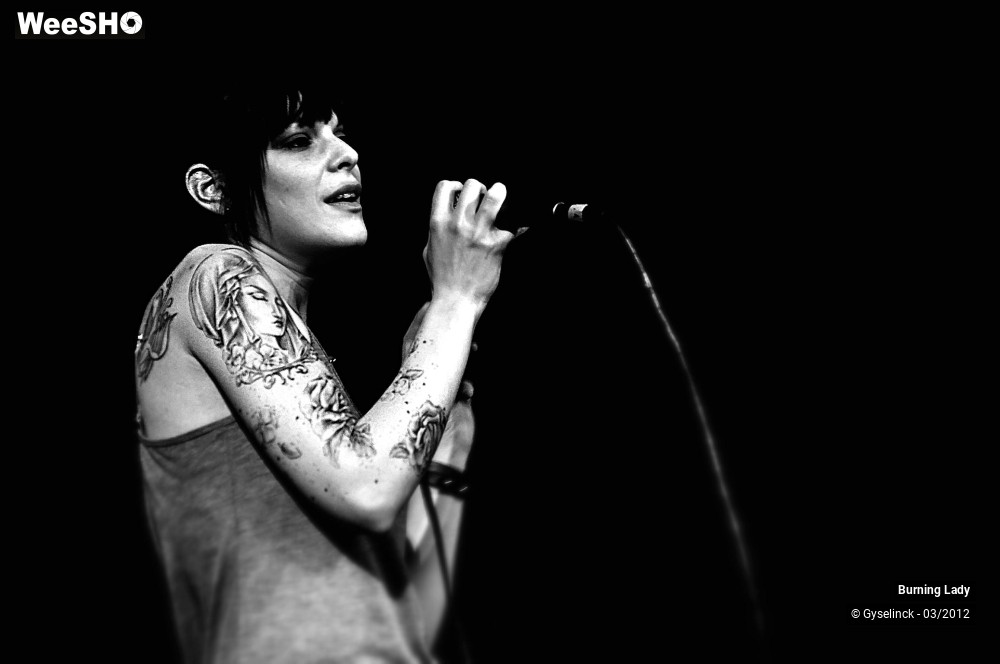 36/46 photos du spectacle Burning Lady