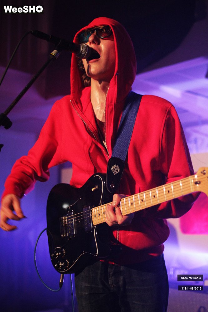 8/18 photos du spectacle Obsolete Radio