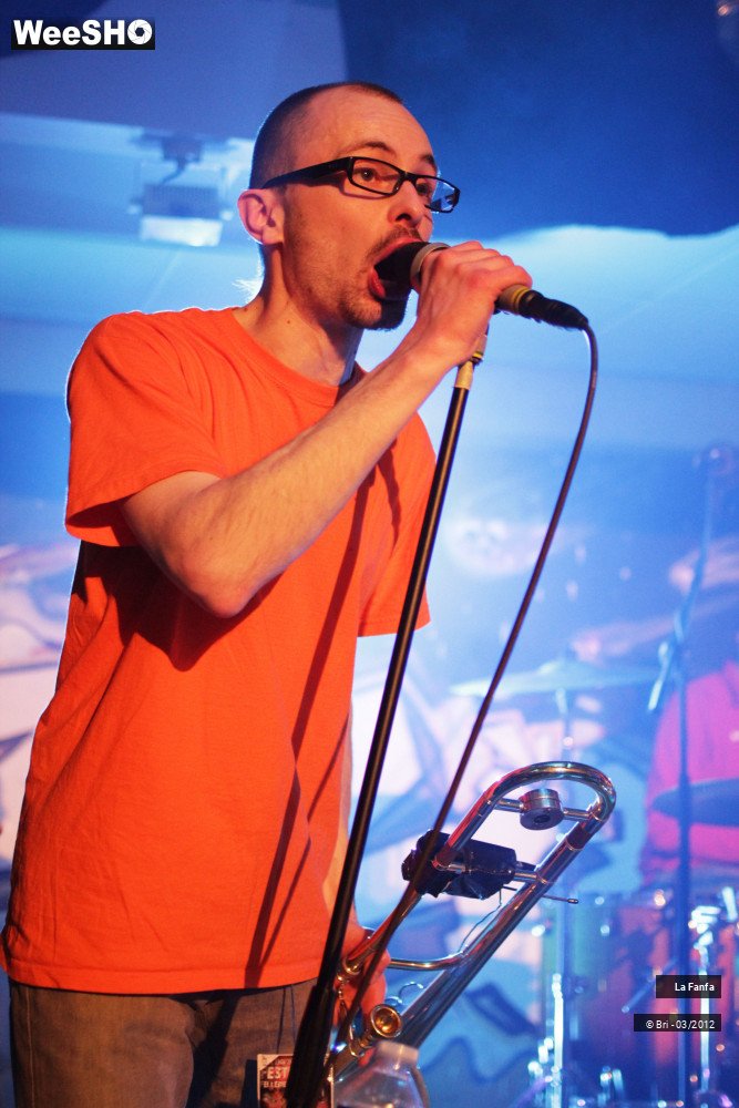 12/25 photos du spectacle La Fanfa