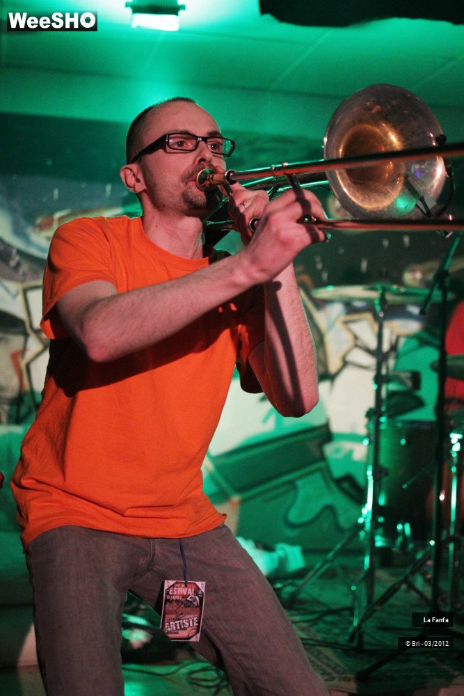 21/25 photos du spectacle La Fanfa