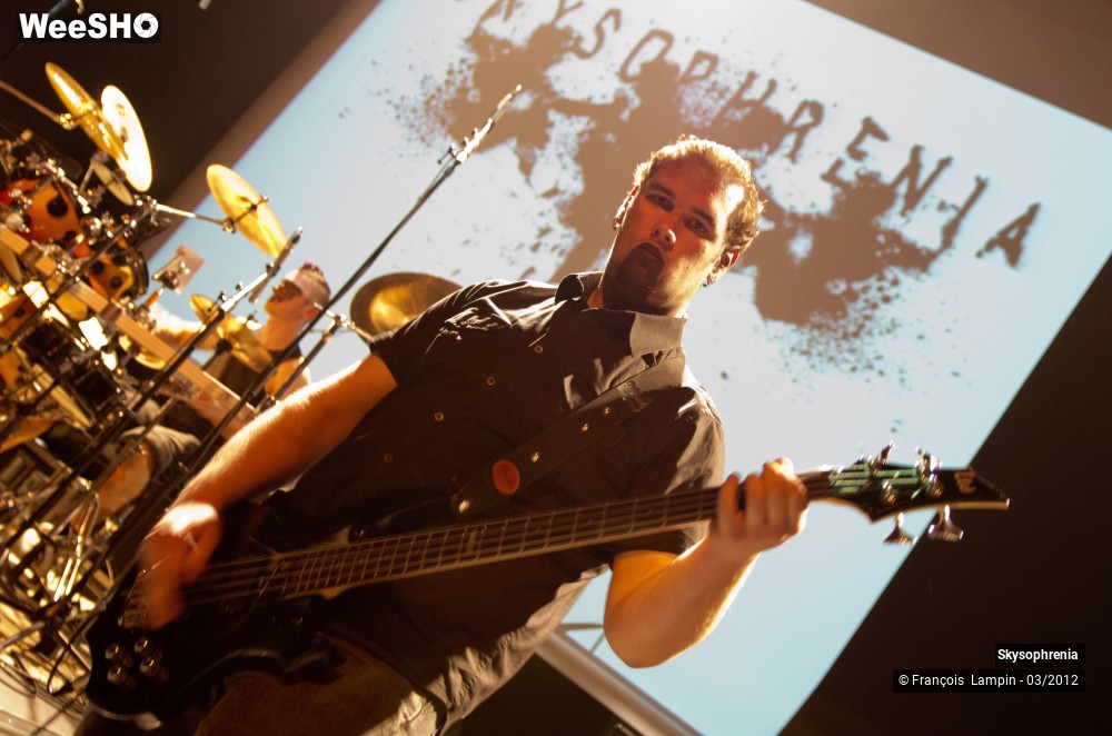 19/20 photos du spectacle Skysophrenia