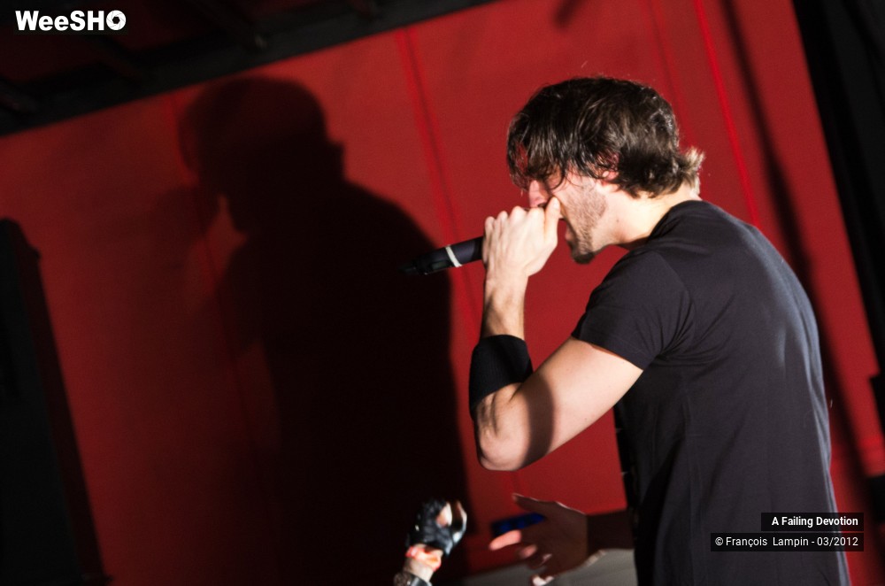 3/18 photos du spectacle A Failing Devotion