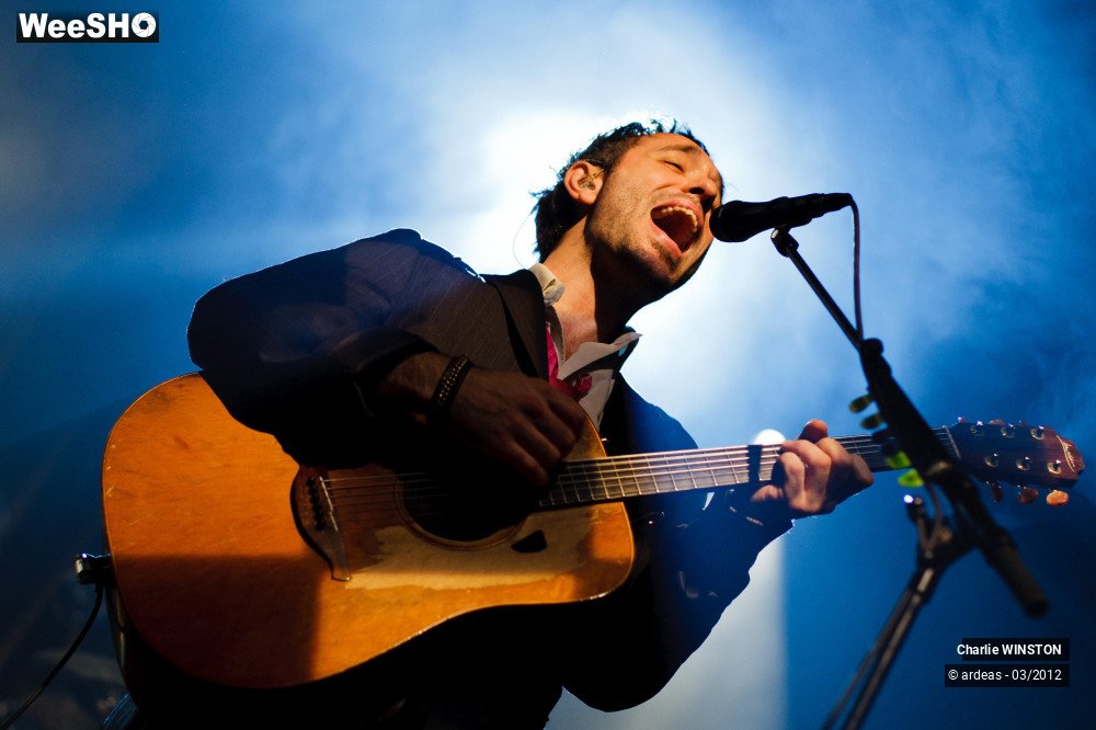5/37 photos du spectacle Charlie Winston