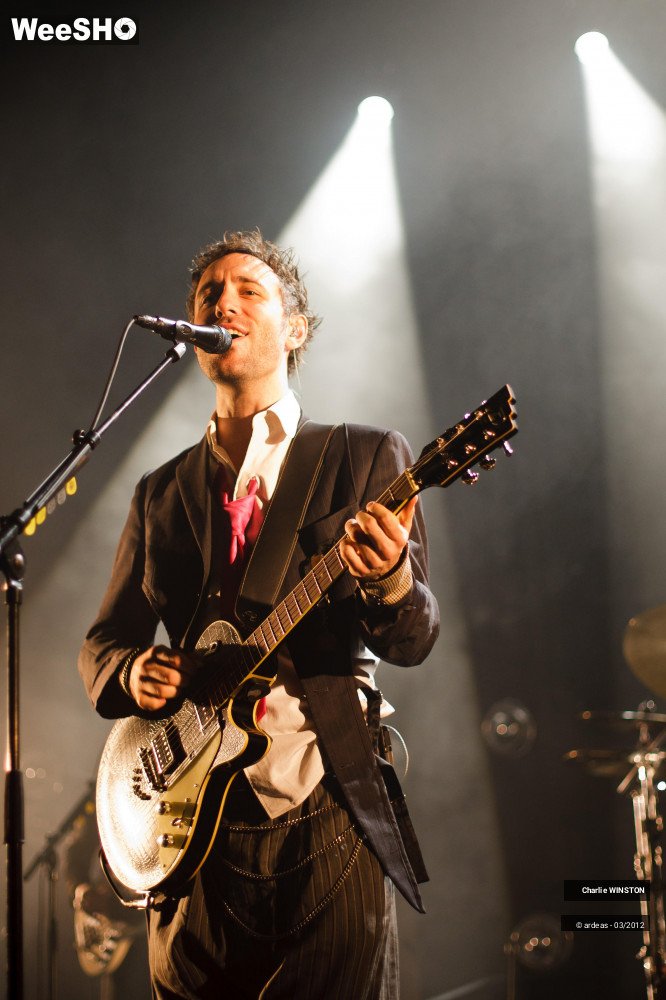 25/37 photos du spectacle Charlie Winston