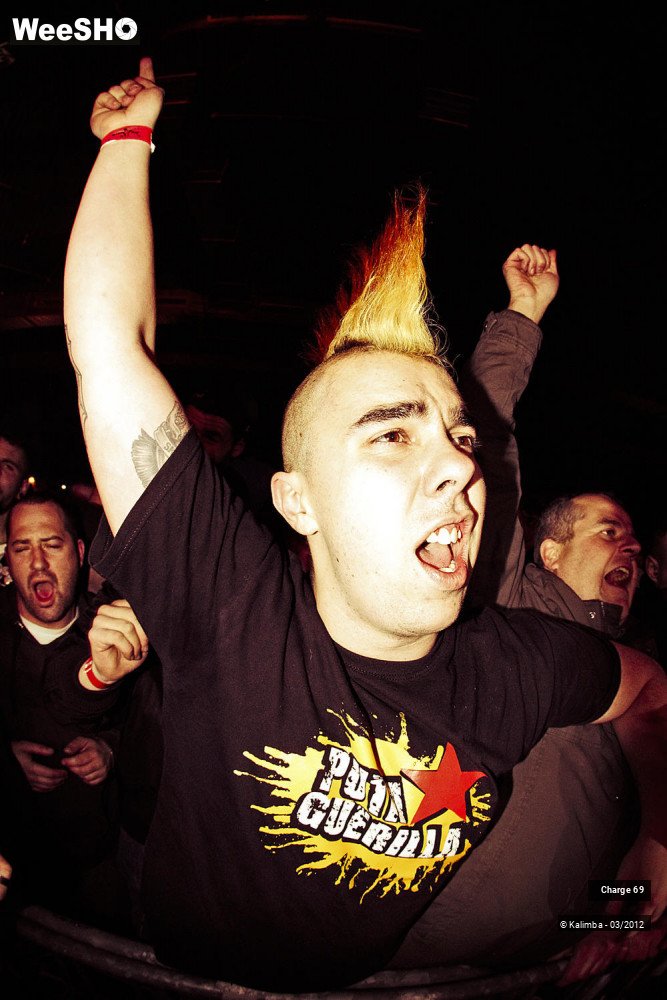 33/34 photos du spectacle Charge 69