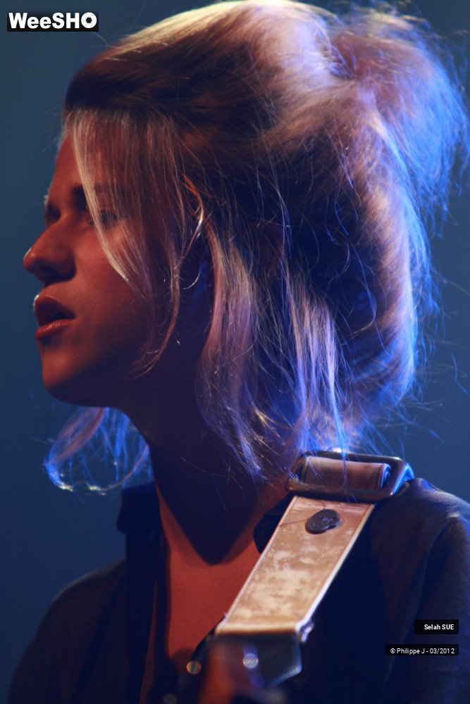 20/20 photos du spectacle Selah Sue