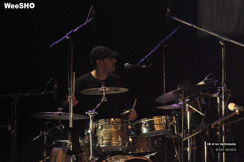 6/50 photos du spectacle HK et les Saltimbanks