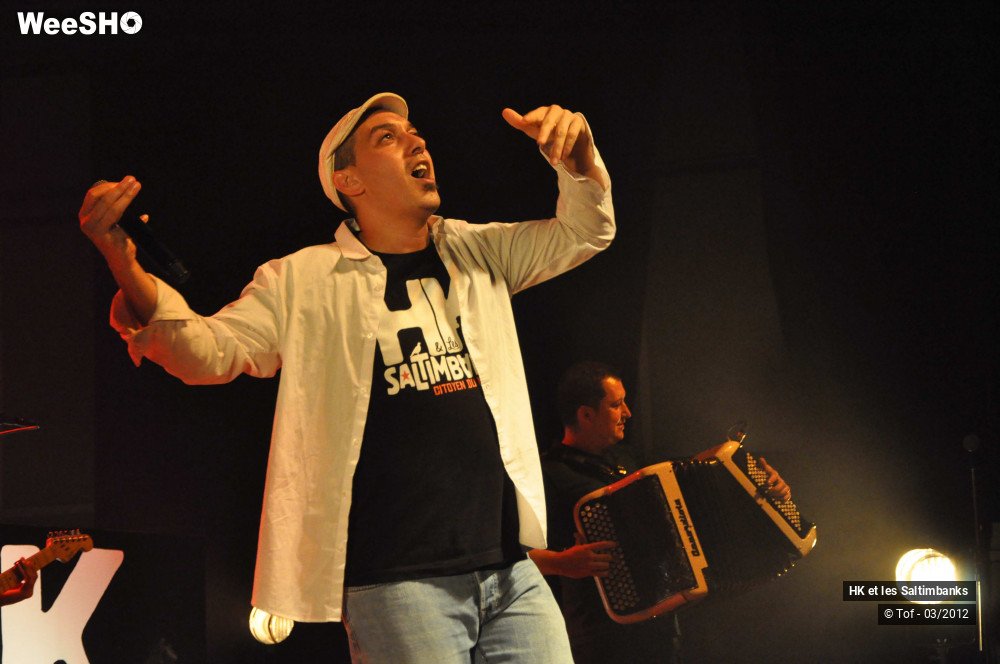 17/50 photos du spectacle HK et les Saltimbanks